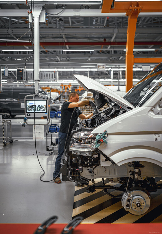 Volkswagen Poznań: Rekord produkcji w 2024 roku i liczne wyzwania na horyzoncie